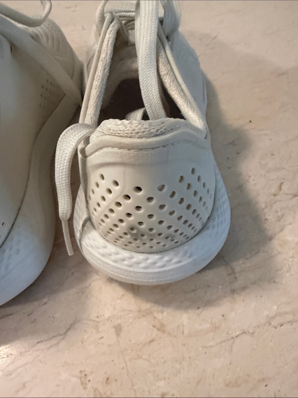 Cream crocs sneakers - Picture 5 of 8